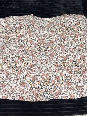 Floral Print Short Sleeve Blouse in Pink and Cream